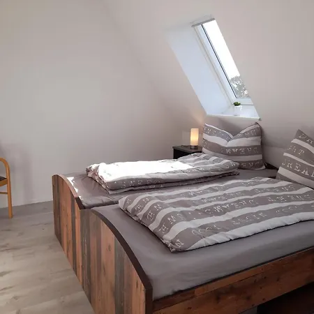 Doppelhaushaelfte Seute Deern *