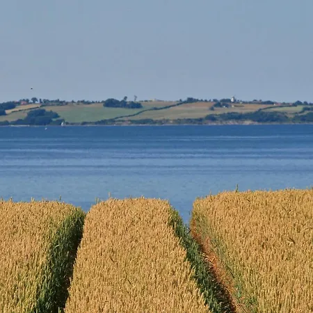 Doppelhaushaelfte Seute Deern * Esgrus